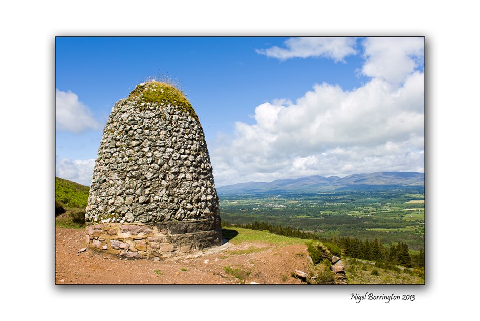 Grubb Monument the Vee county Tipperarys