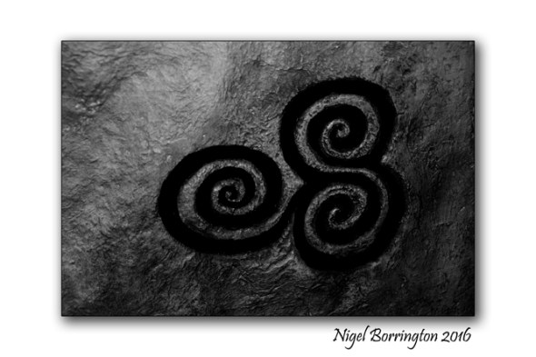 Newgrange_Triple spirals_Nigel_Borrington_101